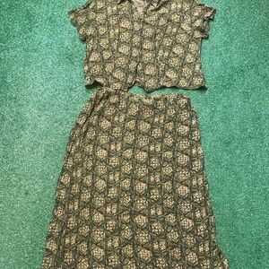 Norton McNaughton Green and Cream Patterned Midi Dress